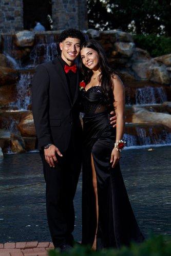 mobile - carousel-hero-element image-4